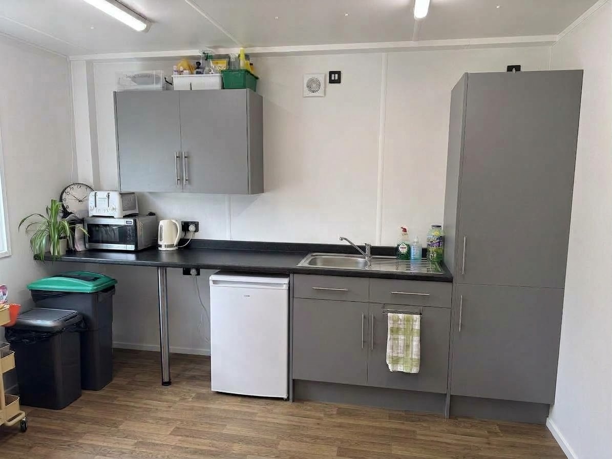 Perryfields_5 Perryfields Primary School Modular Building Interior Kitchenette